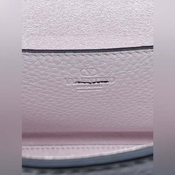 Valentino Garavani Small Rockstud Grainy Calfskin Crossbody Bag - Picture 12 of 12